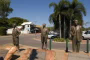 MEMORIAL TO JAPANESE PEARL DIVERS AND THEIR CONTRIBUTION TO BROOME WA