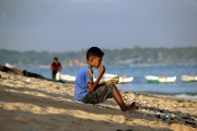 BREAKFAST ON THE BEACH AT LEMBONGAN