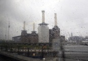 BATTERSEA POWER STATION IN THE RAIN